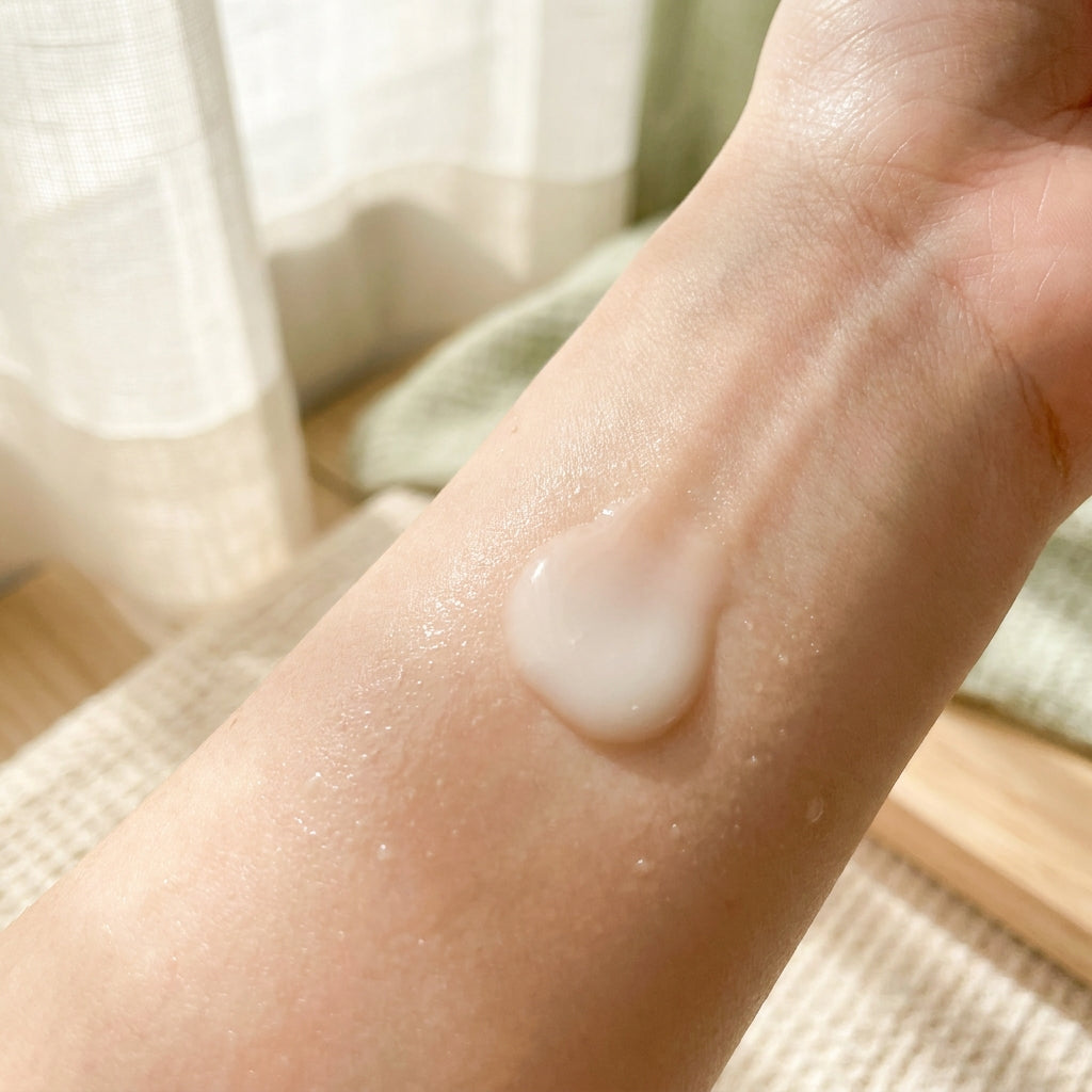 HYGGEE All-In-One Essence 110ml - texture