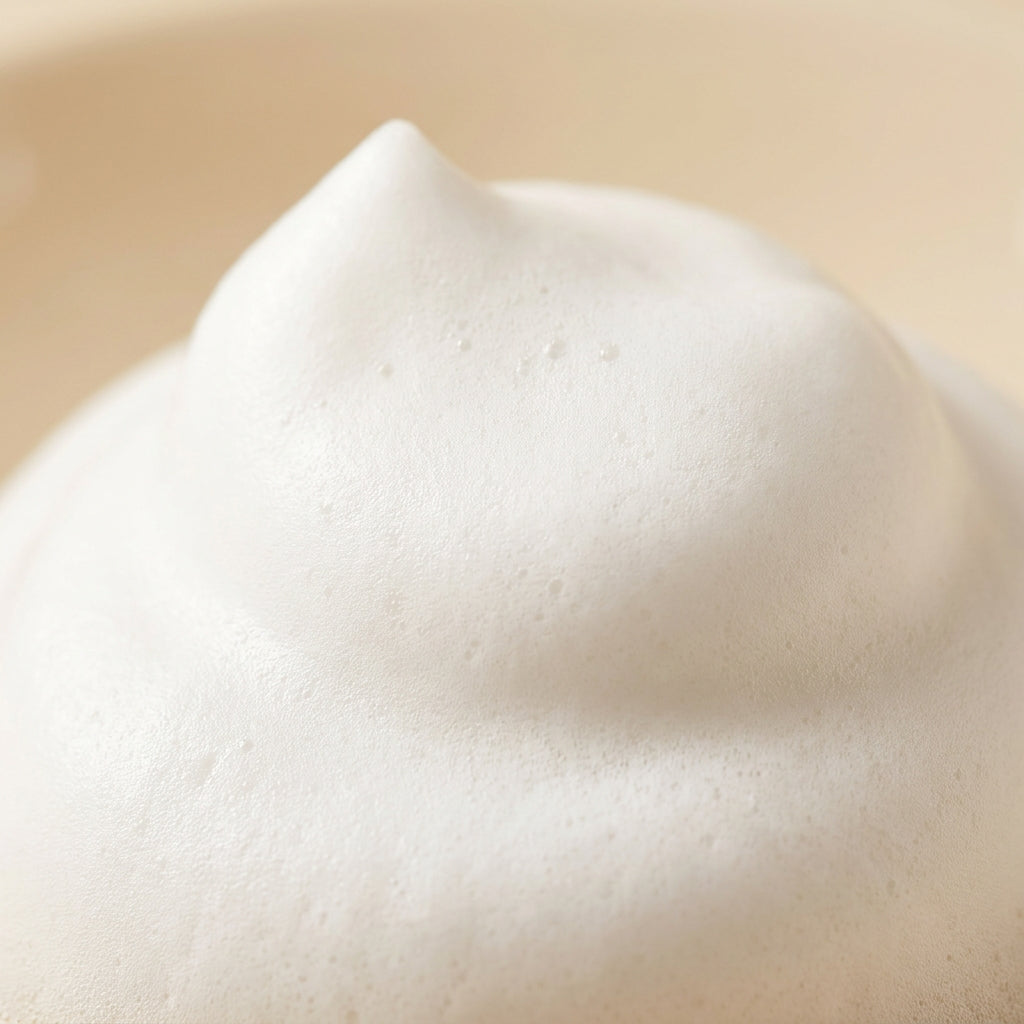 HYGGEE All-In-One Care Cleansing Foam 150ml - texture